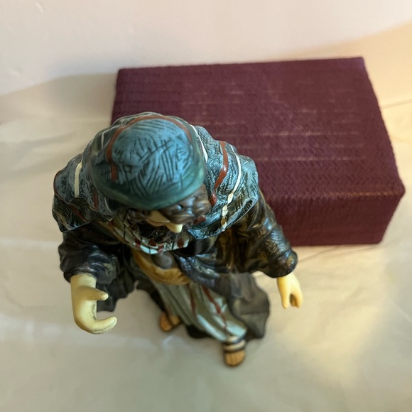 GRANDEUR NOEL PORCELAIN JOSEPH FIGURE REPLACEMENT COLLECTORS EDITION 1999 - Picture 5 of 10